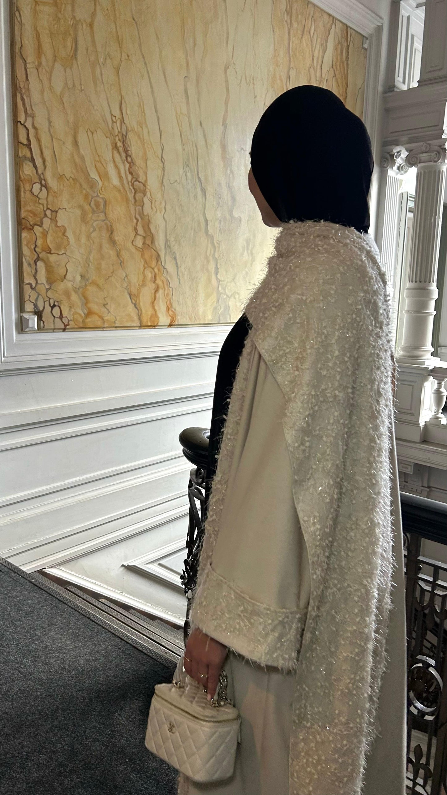 Abaya Qamar