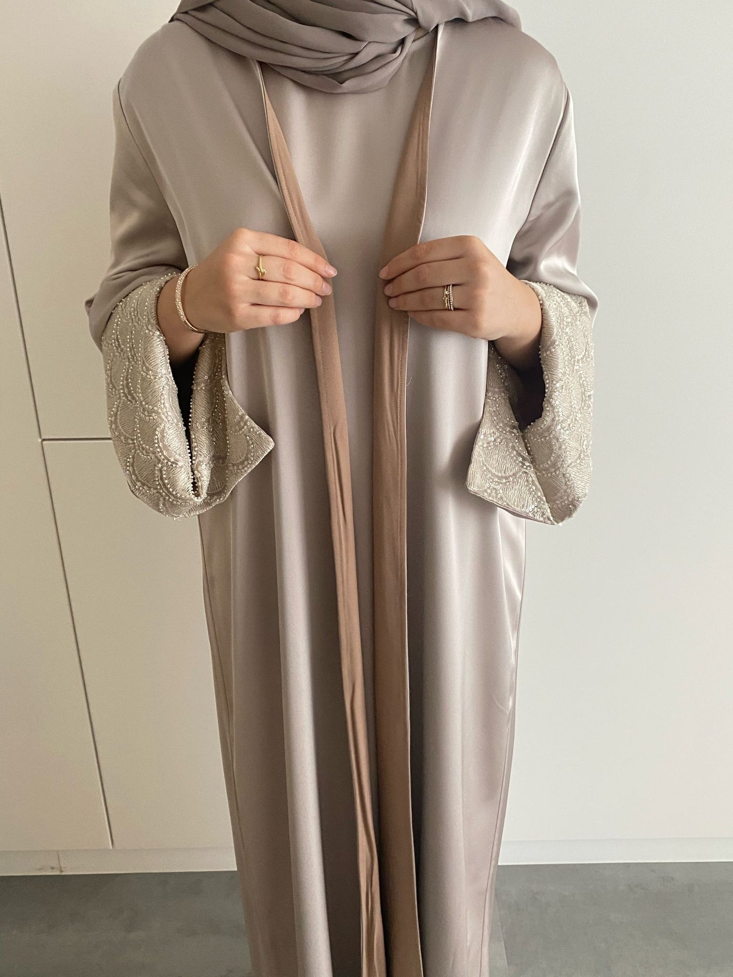 The Shell Abaya
